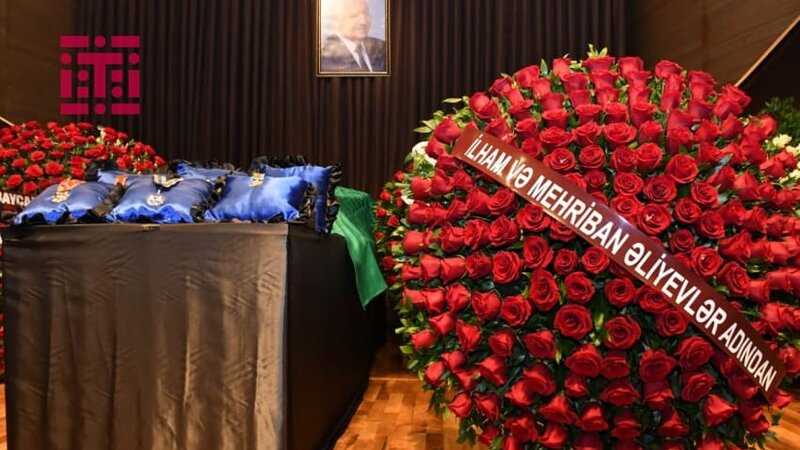 İlham Əliyev və Mehriban Əliyeva Nəriman Həsənzadənin vida mərasiminə əklil göndərdi
