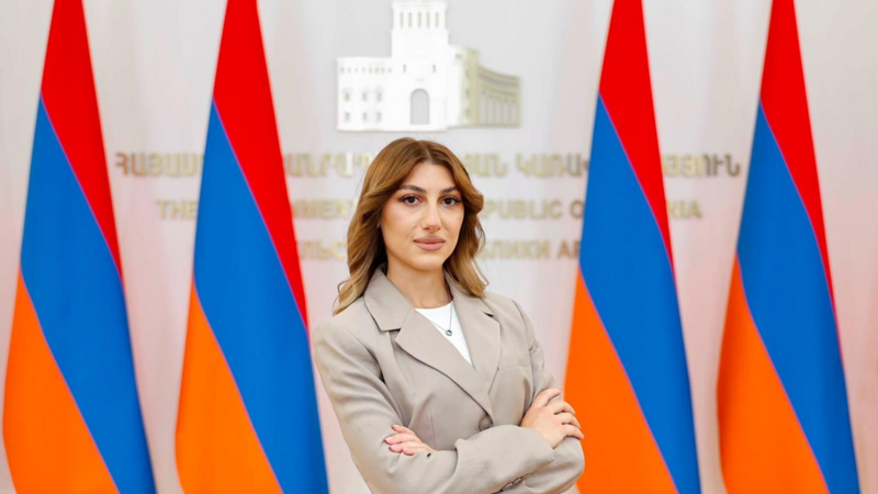 Melaniya Paşinyanın mətbuat katibi təyin edildi