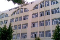 Nazir müavini Bakı Qızlar Universitetinin bağlanmasına münasibət bildirdi