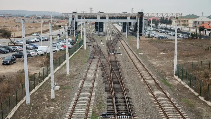 "Dəmir yolunun təhlükəsizlik zonasının müvəqqəti istismar Qaydaları" təsdiq edilib