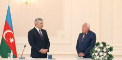Ali Məhkəmədə hakimin təqaüdə yola salınması münasibətilə tədbir keçirilib