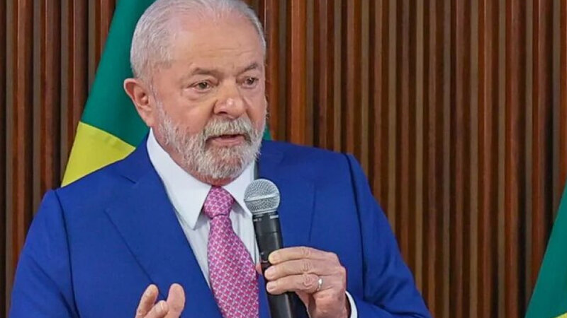 Braziliya prezidenti ABŞ-nin səfirin vizasını ləğv etməsini sərt tənqid edib