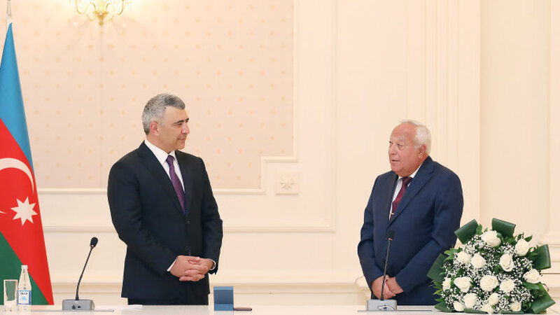 Ali Məhkəmədə hakimin təqaüdə yola salınması münasibətilə tədbir keçirilib