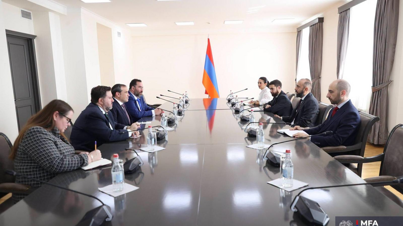 Ermənistan ABŞ ilə “Tramp marşrutu” və sülh prosesini müzakirə etdi