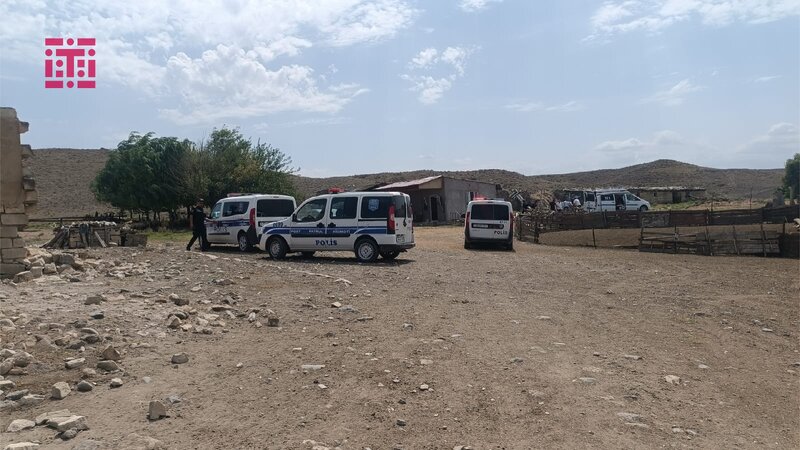 Tovuzda fermada güllələnmə hadisəsi olub, oğlan bibisini qətlə yetirib
