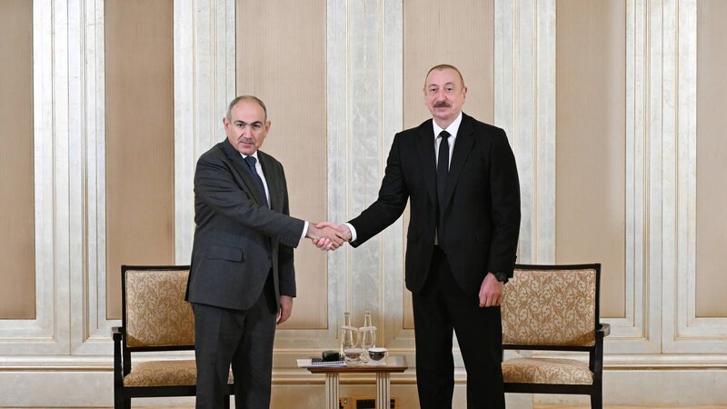 Nikol Paşinyan Prezident İlham Əliyevə zəng etdi