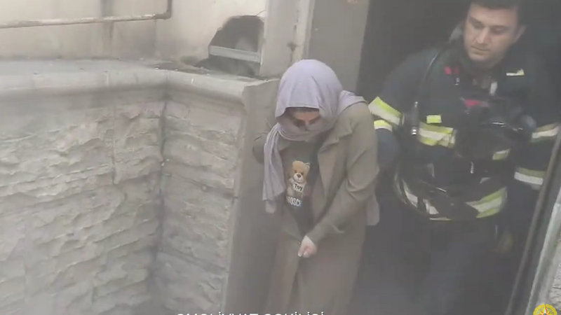 Sumqayıtda yanğın oldu, bina sakinləri təxliyə edildi -