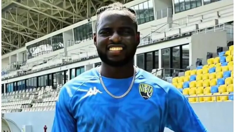 "Kəpəz" nigeriyalı vinger transfer etdi