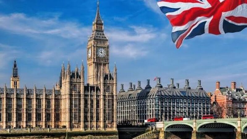 Britaniya Rusiya ilə birbaşa hərbi əlaqələrin bərpasını istəyir