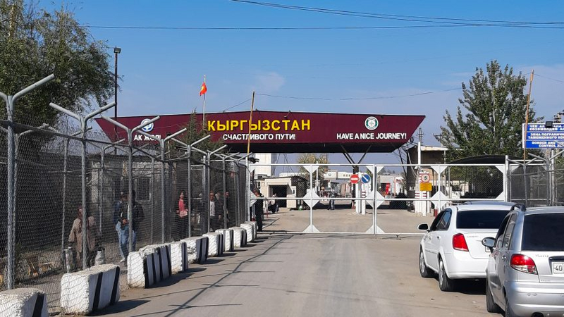 Özbəkistandan gətirilən 28 ton tərəvəzin Qırğızıstana girişinə icazə verilməyib