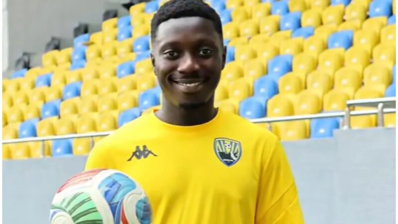 “Kəpəz” belçikalı yarımmüdafiəçini transfer etdi