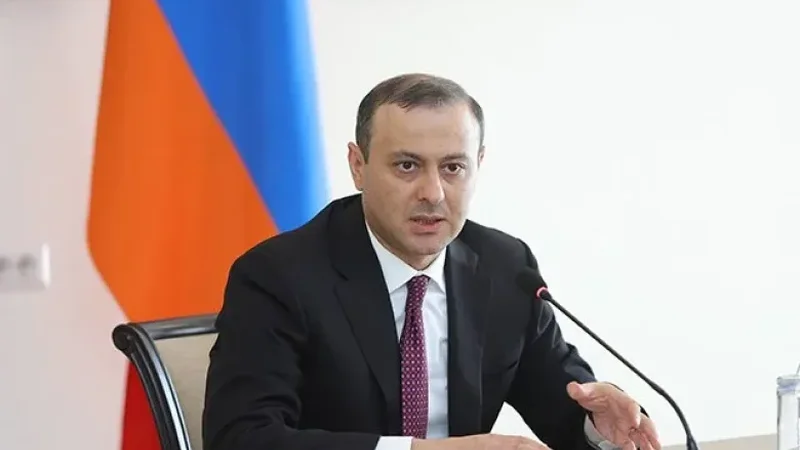 Armen Qriqoryan Təhlükəsizlik Şurasının katibi vəzifəsini itirə bilər