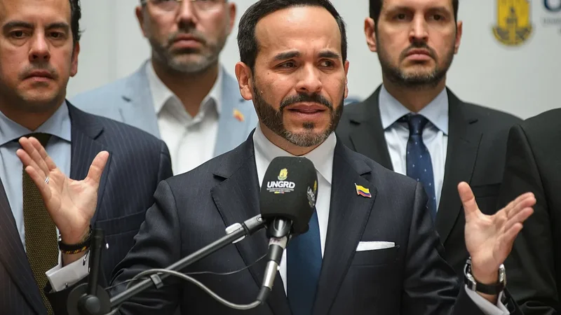Kolumbiya ABŞ-yə öz ərazisində hərbi əməliyyatlar aparmaq səlahiyyəti verib