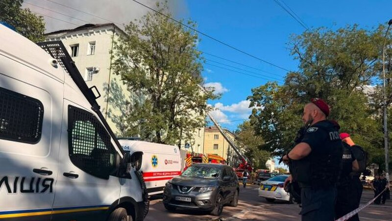 Rusiya Jitomirdə polis idarəsinə zərbə endirib - Ölən və yaralananlar var