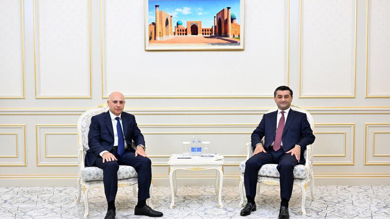 Azərbaycan və Özbəkistan XİN-ləri arasında siyasi məsləhətləşmələr keçirildi