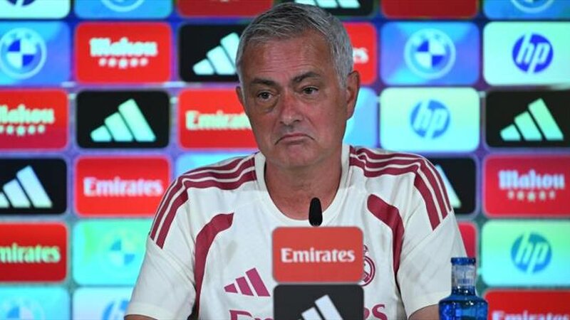 Mourinyo: Arda Gülər Rodrinin mövqeyində oynaya bilər