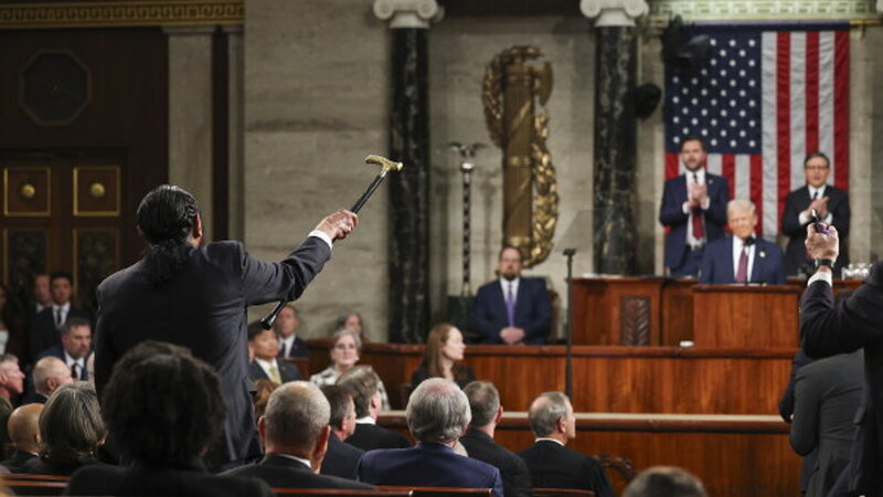 WSJ: Demokratlar Konqresdə üstünlük qazansa, Tramp administrasiyasını araşdıracaq