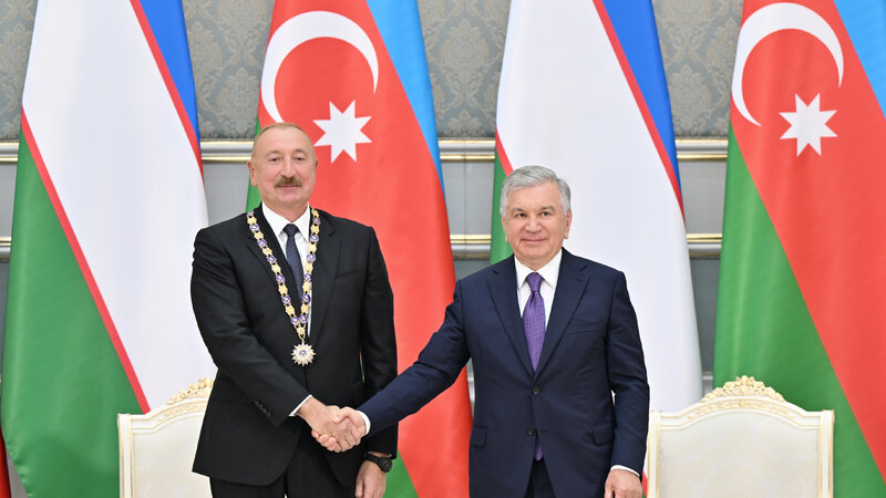 Daşkənddə Azərbaycan və Özbəkistan prezidentlərinin təltifolunma mərasimi keçirilib