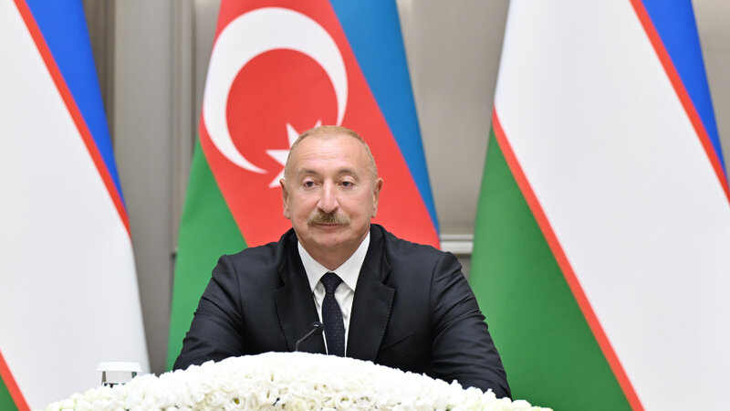 İlham Əliyev: Azərbaycan ilə Özbəkistan arasında ikitərəfli münasibətlər çox möhkəm təməl üzərində qurulub