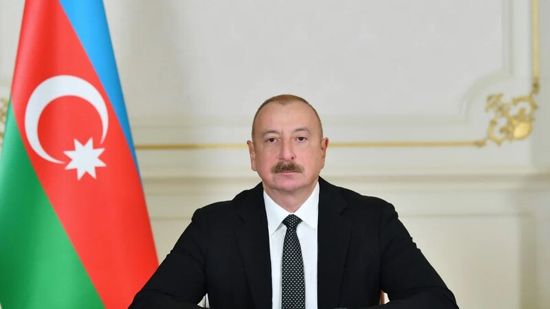 İlham Əliyev Kasım-Jomart Tokayevi təbrik edib