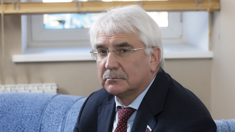 Rusiya Ermənistanı etdiyi bütün güzəştləri geri götürməklə hədələdi