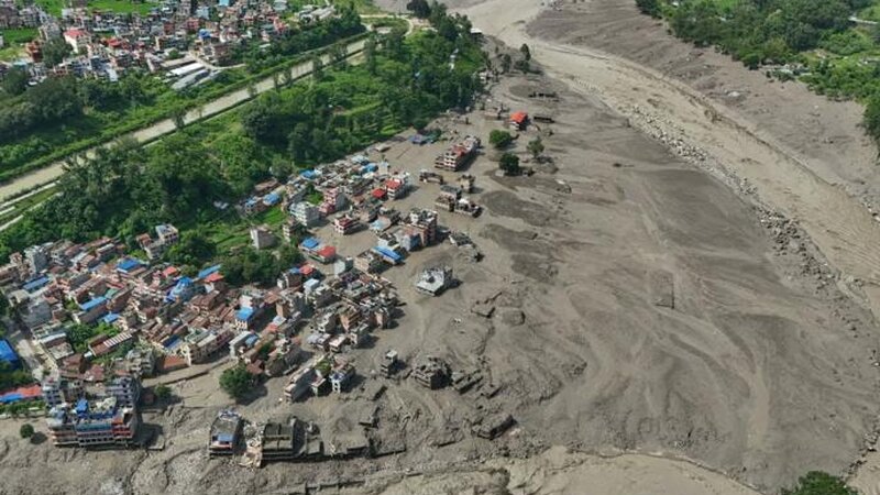 Nepaldakı fəlakətdə ölü sayı 157-yə, itkin sayı 384-ə çatıb: