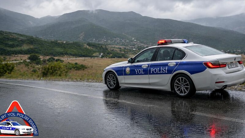 Yol polisi əlverişsiz hava şəraiti ilə bağlı xəbərdarlıq etdi