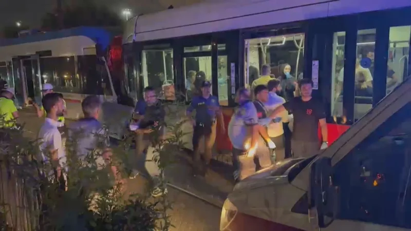 Türkiyədə tramvaylar toqquşdu -