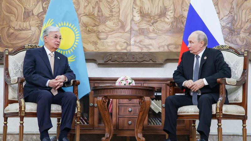 Tokayev və Putin regional məsələləri müzakirə ediblər