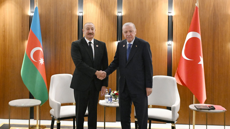 Ərdoğan İlham Əliyevi Türkiyəyə səfərə dəvət edib