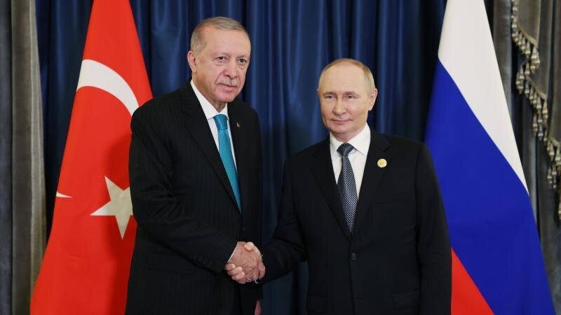 Ərdoğan Putinlə görüşdü