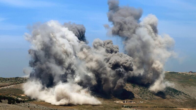 İsrail Livanın cənubunda “Hizbullah”ın bunkerlərini vurub