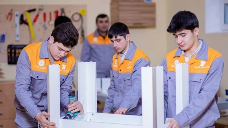 Peşə təhsilində təhsilalanların köçürülməsi və bərpası başladı
