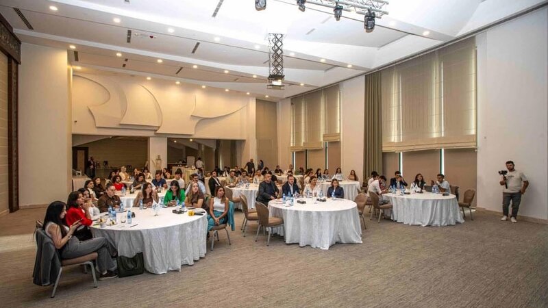“Azərsun Holdinq”  “Süni intellekt dövründə effektiv sayt idarəetməsi” mövzusunda təlim keçirib