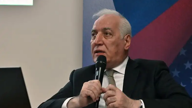Ermənistan Prezidenti “səhvən” müharibə itkilərini etiraf etdi