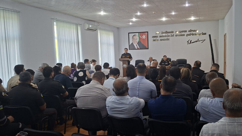 Xüsusi qayğıya ehtiyacı olan şəxslər üçün daha bir maarifləndirmə tədbiri keçirilib