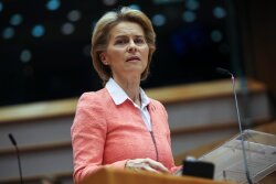 Fransada fon der Leyen Kiyevə 6,1 milyard avro ayırması tənqid edildi