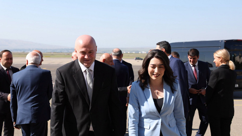 Arpine Sərkisyan Gürcüstanda səfərdədir