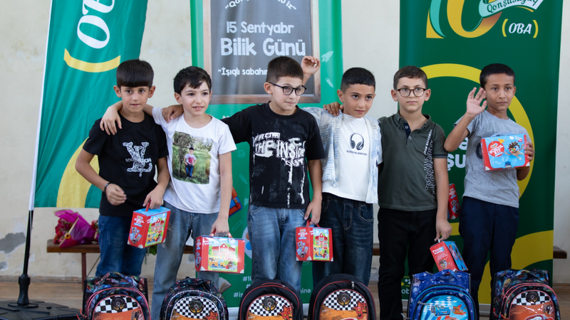 Birinci Aşıqlı kəndinin uşaqlarına Bilik Günü sürprizi –