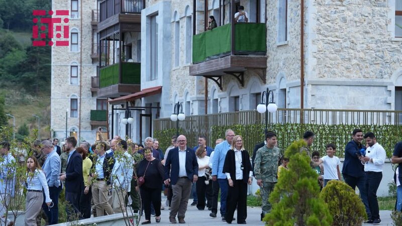 Xarici diplomatların Qarabağa səfərinə Ermənistandakı radikalların aqressiyası qəbulolunmazdır - RƏY
