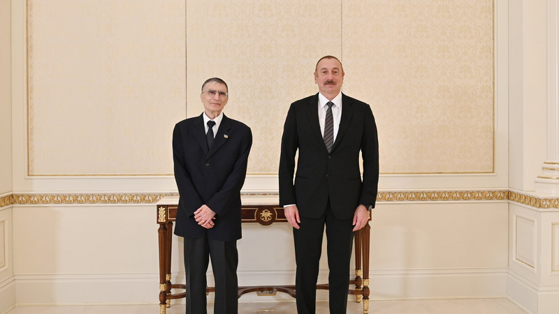 Əziz Səncər "Şöhrət" ordeninə görə İlham Əliyevə təşəkkür etdi