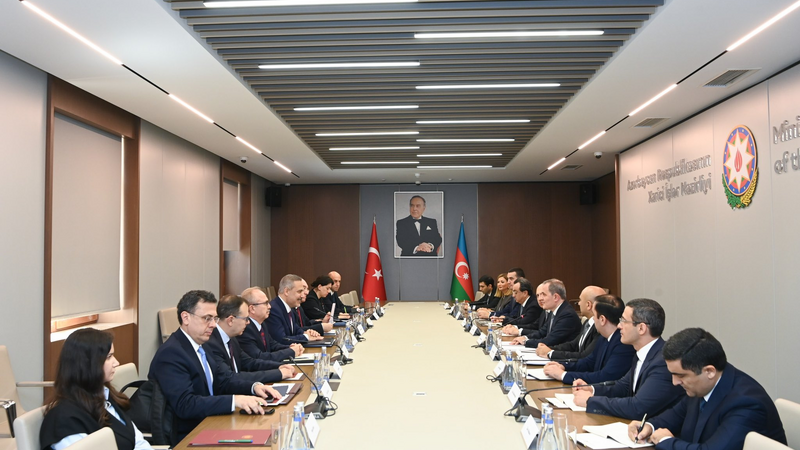 Azərbaycan və Türkiyə XİN rəhbərləri arasında görüş keçirildi -
