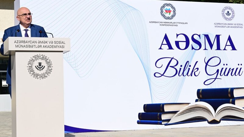 AHİK-in Əmək və Sosial Münasibətlər Akademiyasında "Bilik günü" keçirilib