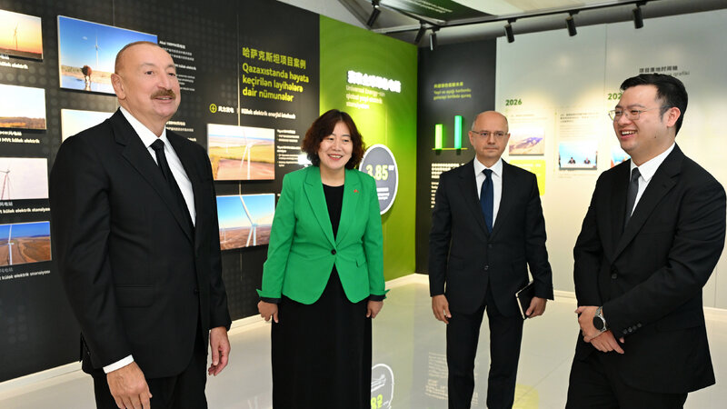 İlham Əliyev “Qobustan” Günəş Elektrik Stansiyasının açılışında iştirak etdi - FOTO