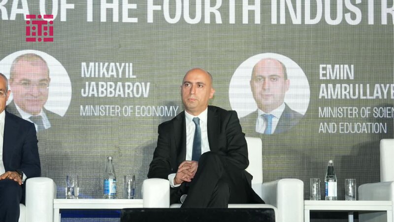 Emin Əmrullayev: "Rəqəmsal bacarıqlar" layihəsində 600 min şagird iştirak edir