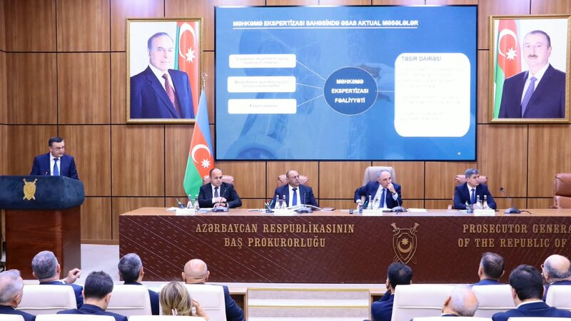 Elmi-Məsləhət Şurası rəqəmsal kriminalistikanın imkanlarını müzakirə etdi