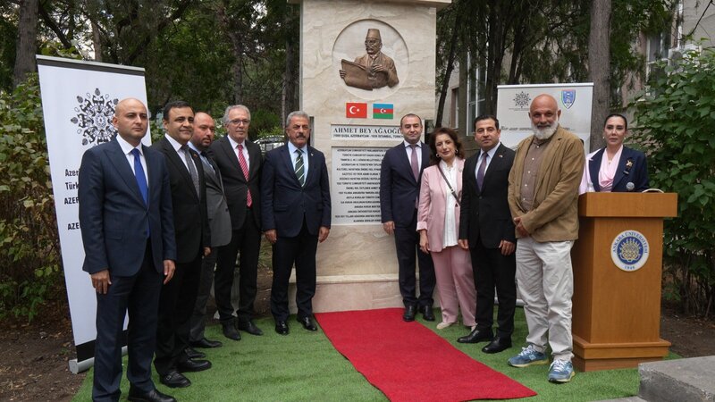 Ankarada Əhməd Ağaoğlunun xatirəsinə həsr olunmuş barelyefin və auditoriyanın açılışı oldu