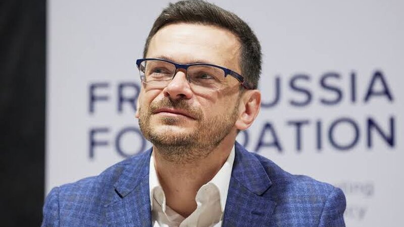 Rusiyalı müxalifətçi Ermənistana planlaşdırılan səfərini ləğv etdi
