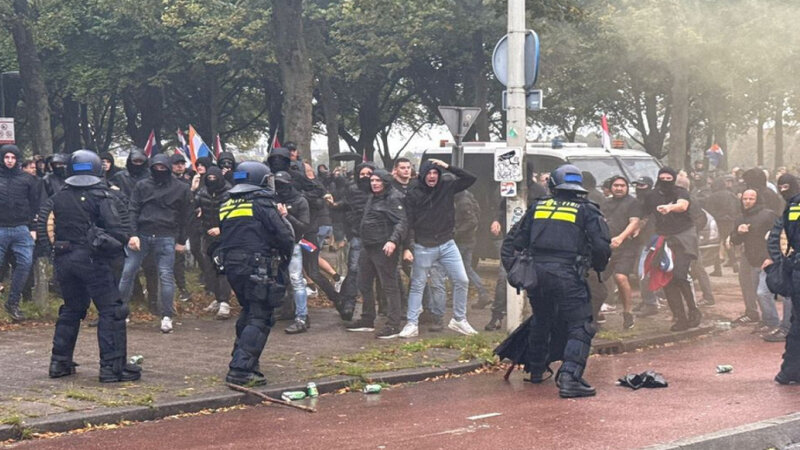 Haaqada etirazçılarla polis arasında toqquşma: saxlanılanlar var