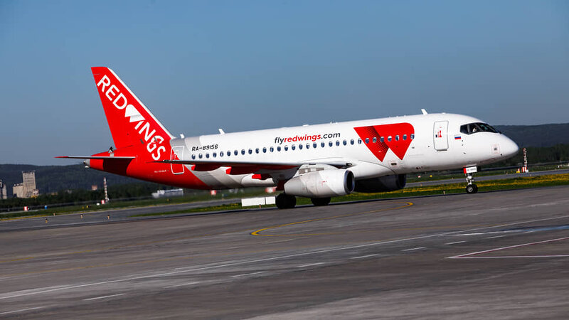 "Red Wings" Koltsovo hava limanında tüstülənən təyyarəni dəyişib